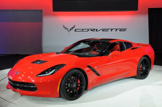 general_motors_to_auction_first_chevrolet_corvette_stingray_c7_at_barrett_jackson_for_charity_vowbn