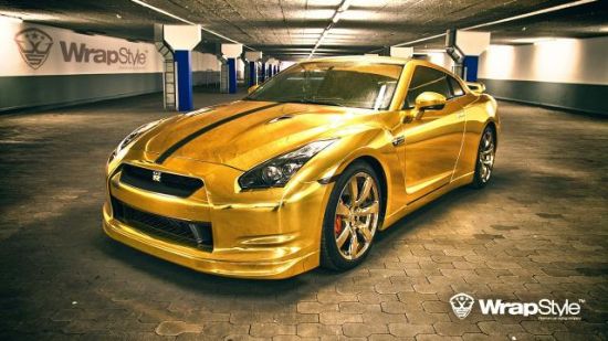 nissan_gt_r_gold_by_wrapstyle_comes_fitted_with_gold_vinyl_wrap_and_wheels_finished_in_gold_paint_lfbcx